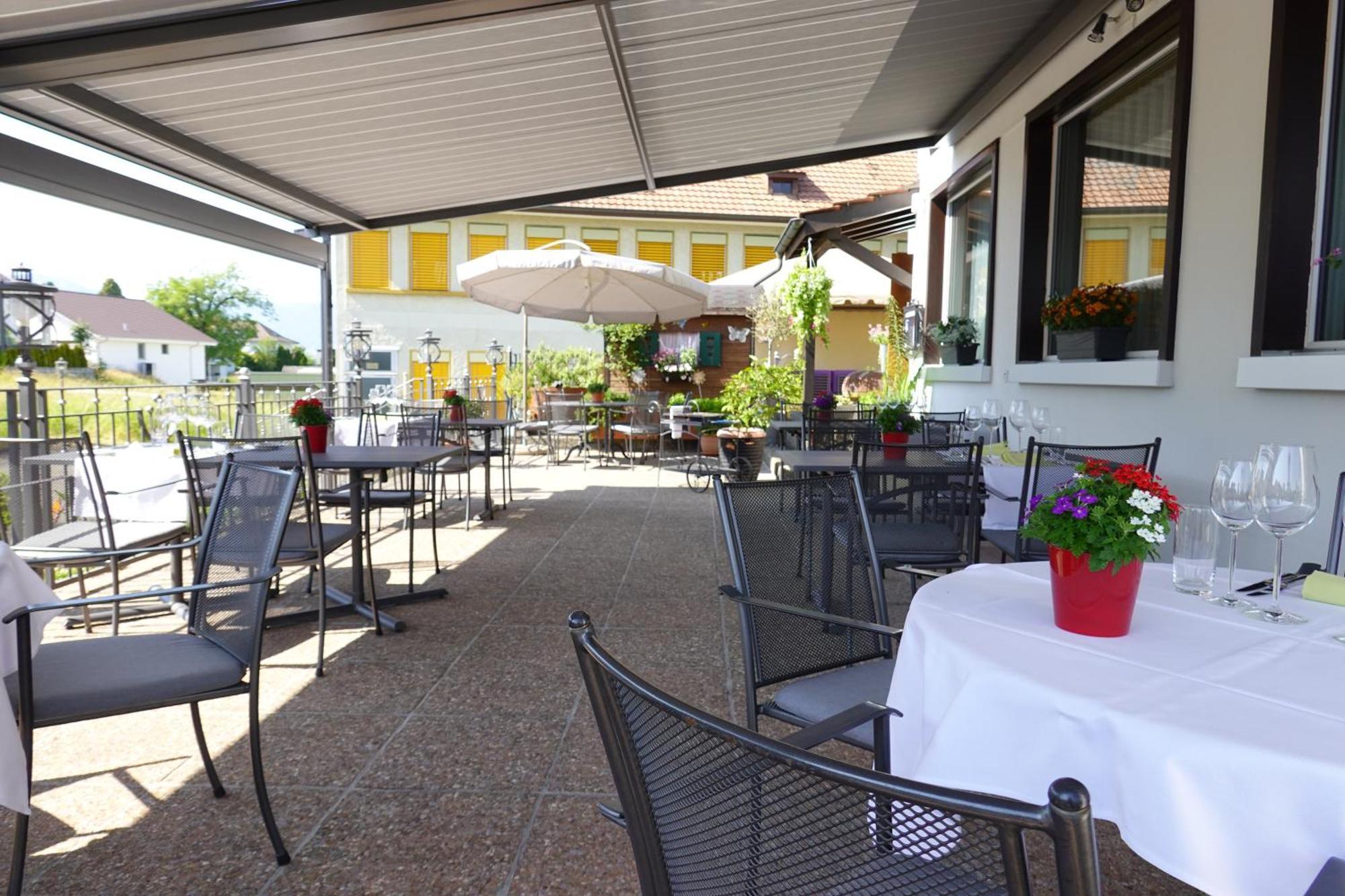 Gasthof Sonne Horriwil Exteriör bild